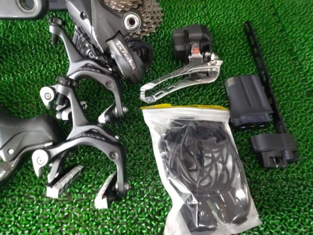 SHIMANO 6770メイン ULTEGRA 2x10s Di2 グループセット