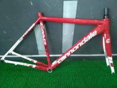 ※ケーブルガイド欠品 CANNONDALE CAAD10 2011年式 アルミロードバイクフレームセット サイズ:50cm レッド