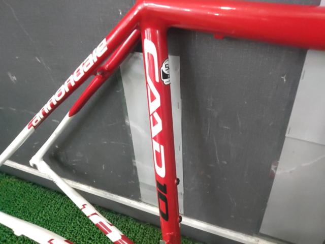 ※ケーブルガイド欠品 CANNONDALE CAAD10 2011年式 アルミロードバイクフレームセット サイズ:50cm レッド