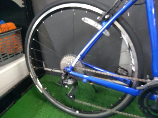 GIANT ESCAPE RX3 2020年モデル 700×28C 2×9S ブルー サイズ:M 適正身長:170-185cm