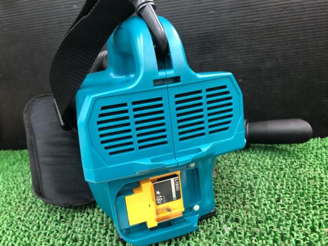 マキタ makita 充電式クリーナー CL184D