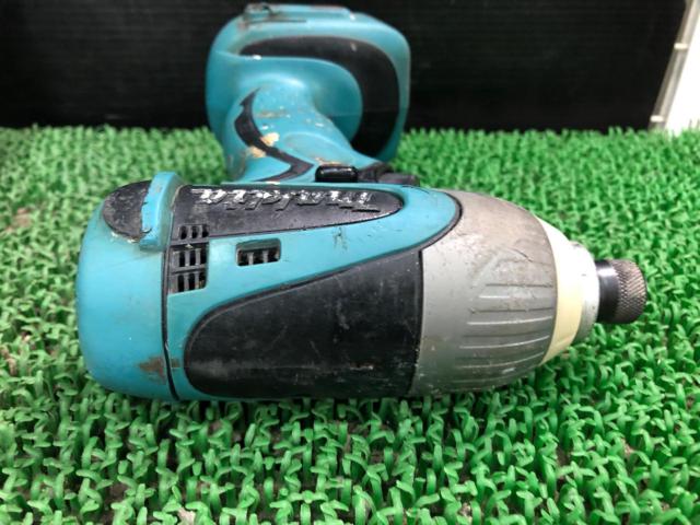 makita(マキタ) TD135D 14.4V充電式インパクトドライバ