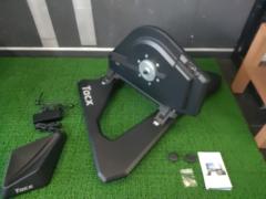 TACX NEO Smart T2800 スマートローラー 2017年頃 クイックリリースタイプ