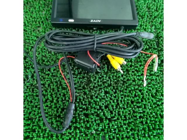 ZAIN 7インチオンダッシュモニター