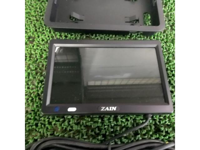 ZAIN 7インチオンダッシュモニター