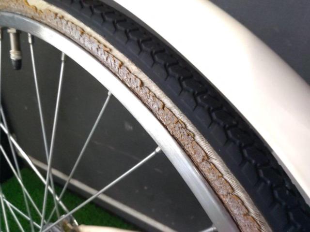 BRIDGESTONE E63LT1 エブリッジL 26インチ内装3段変速シティサイクル アイボリー