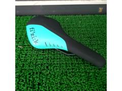 FIZIK ANTARES R7 サドル ブラック/チェレステ