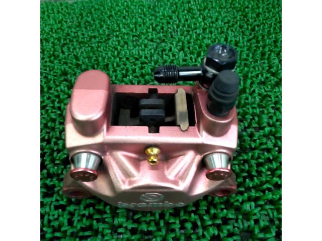 Brembo 対向2POTキャリパー 旧カニ
