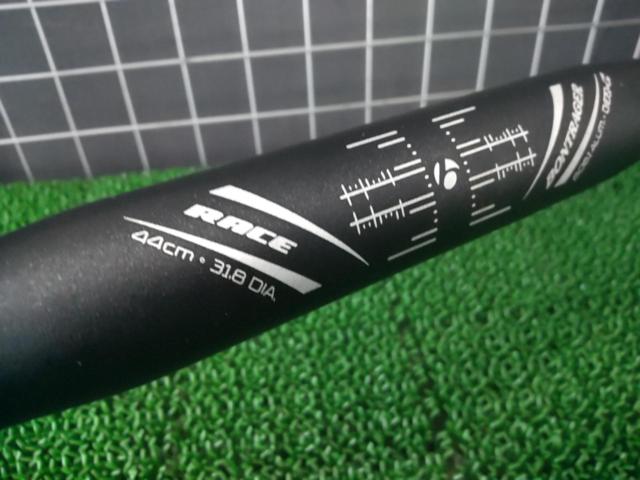 Φ31.8/440mm BONTRAGER RACE アルミドロップハンドル ブラック