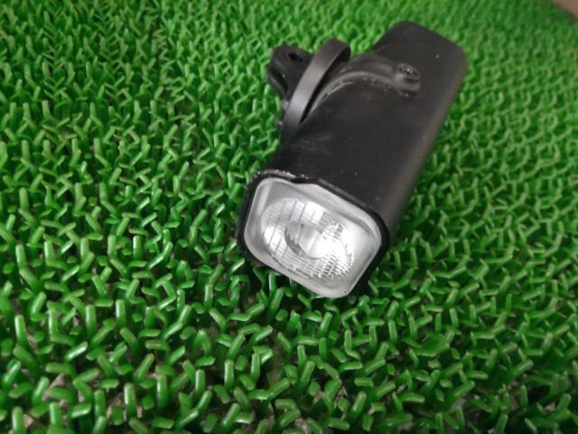 ※充電部カバー欠損 TOWILD CL600 充電式LEDフロントライト