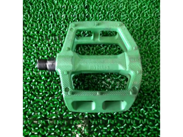 FLYBIKES Flybikes Ruben Graphite Pedal フラットペダル グリーン