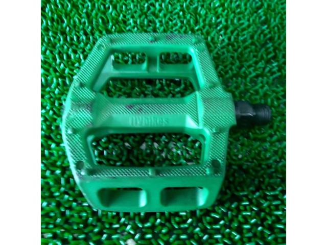 FLYBIKES Flybikes Ruben Graphite Pedal フラットペダル グリーン