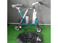 【わけあり現状販売】A-BIKE 8インチ シングルギア 折りたたみ自転車 ブルー