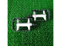 ※軸カバー欠品 SHIMANO DeoreXT アルミフラットペダル シルバー