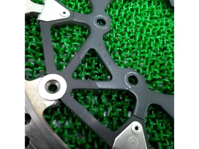 Translation
SUZUKI
Genuine Brembo front disc brake rotor set (left and right)
GSX-R1000R ('17-'19)