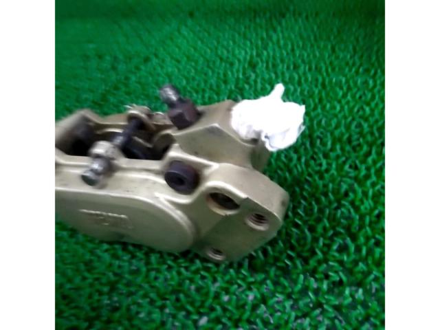 Brembo 砂型レーシングキャリパー 汎用