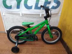 MERIDA MATTS J.16 2017年モデル シングルギア キッズサイクル グリーン