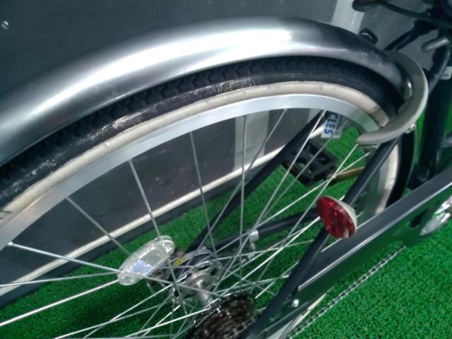 【わけあり現状販売】CBA CASULY SMART 26インチ 外装6段変速 シティサイクル ブラック※タイヤ側面ヒビ大・ライトステー/ブレーキキャリパーねじれ