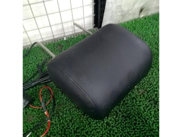 メーカー不明 ヘッドレストモニター