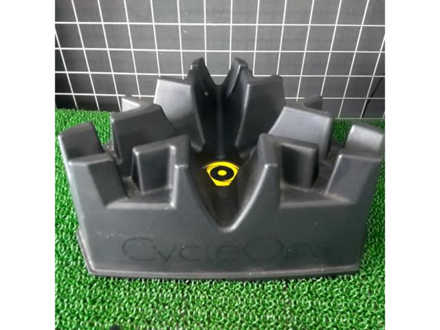 CycleOps クライミングライザーブロック
