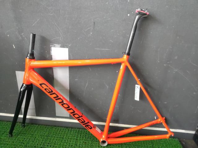 CANNONDALE CAAD12 アルミロードバイクフレーム 56cm カスタムカラーオレンジ