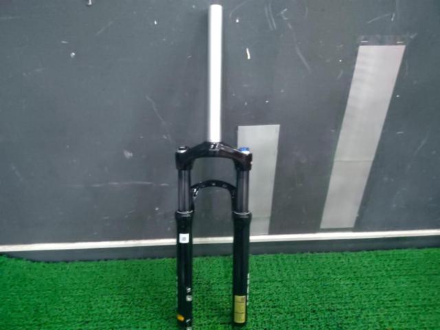 コラム長:250mm/エンド幅:100mm/24インチ SR SUNTOUR XCR-DS-LO-AIR 24 XCR24 エアサスペンションフォーク