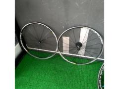 MAVIC AKSIUM 700c 11sフリー クリンチャー 前後ホイールセット