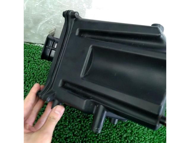 SUZUKI 純正エアクリーナーボックス GSX-R125/S125(DL32B/DL33B)