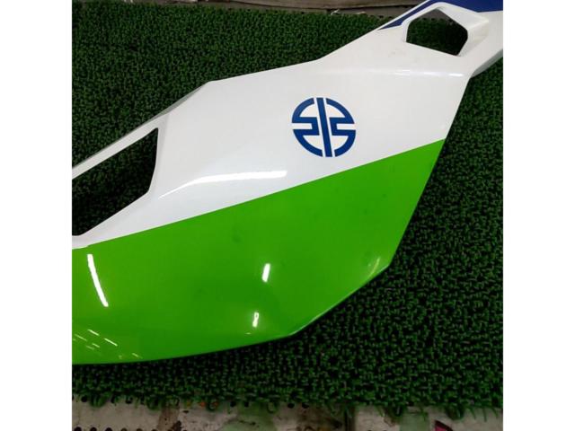 KAWASAKI 純正右サイドカウル NinjaZX-25R/ZX-4R