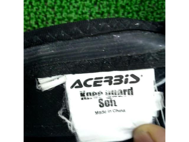 ACERBIS ニープロテクション