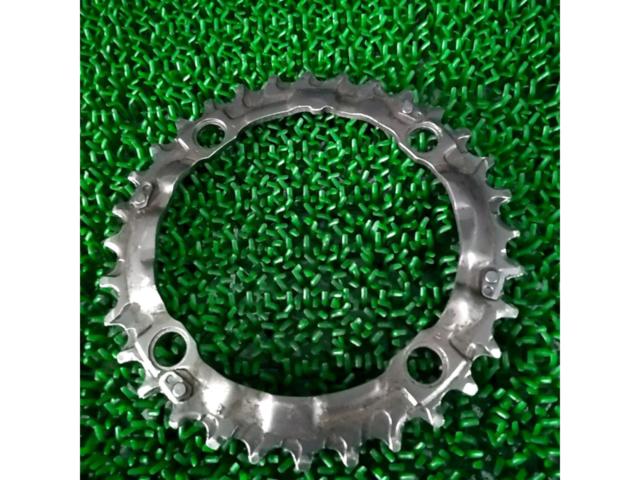 SHIMANO 型番不明 44/32/26T チェーンリング3枚セット