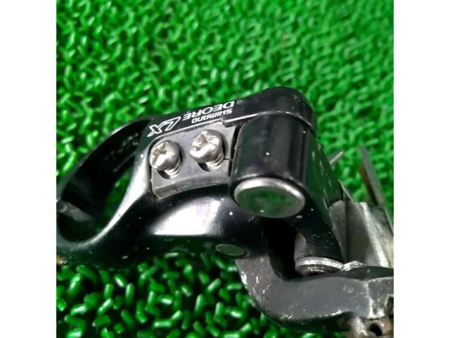 【わけあり現状販売】※ワイヤー固定部品欠品 SHIMANO FD-M563 フロントディレイラー
