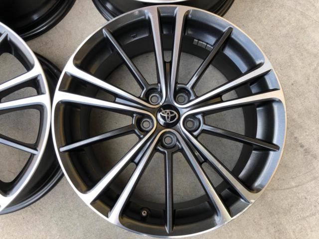 トヨタ 86GTグレード純正ホイール