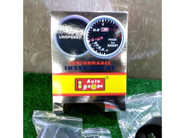 AutoGauge 2インチタコメーター