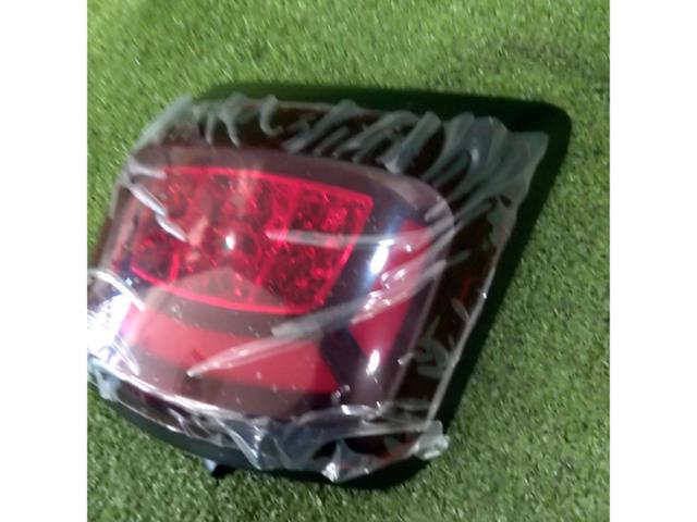 メーカー不明 LED  テールレンズ ベスパ GTS300用