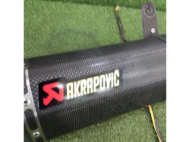 AKRAPOVIC スリップオン カーボンサイレンサー【Ninja 250 Z250 13-17年式】