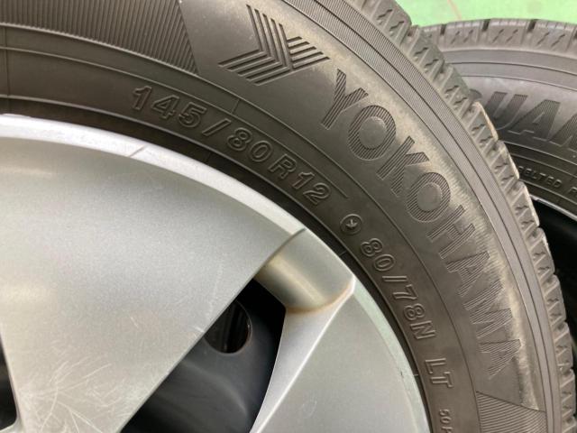 トヨタ純正ピクシス バン スチールホイールキャップ+YOKOHAMA  iceGUARD  IG91