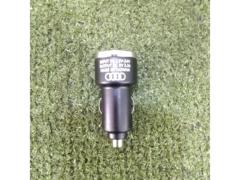 2AUDI 純正シガーソケット
