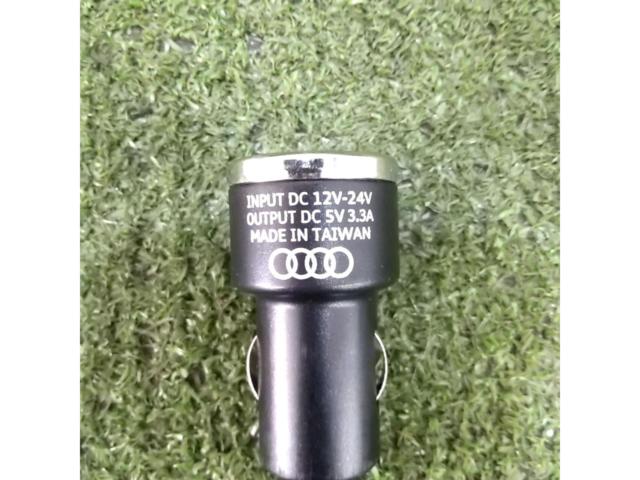 2AUDI 純正シガーソケット