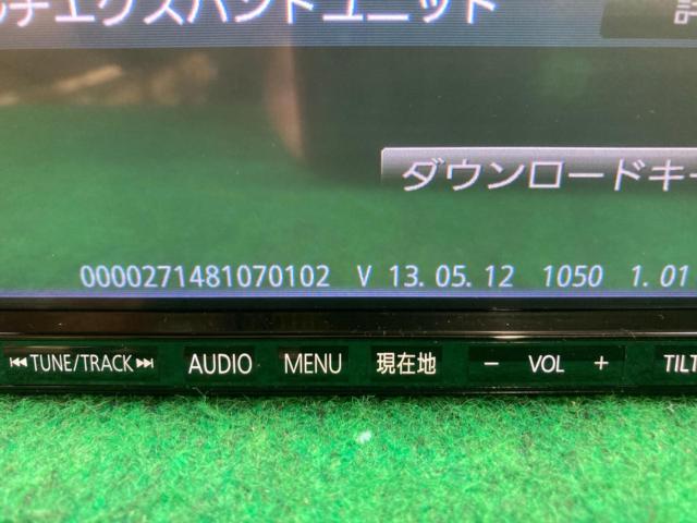 Panasonic Strada CN-R300D【7V型メモリーナビ フルセグ/DVD/CD/Bluetooth/SD/USB/HDMI入力/チューナー 2013年モデル】