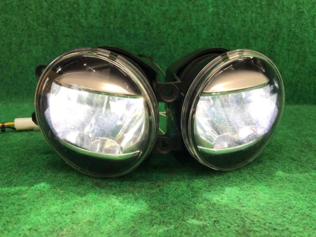 【左右セット】トヨタ 各車 LEDフォグランプ KOITO 48-150