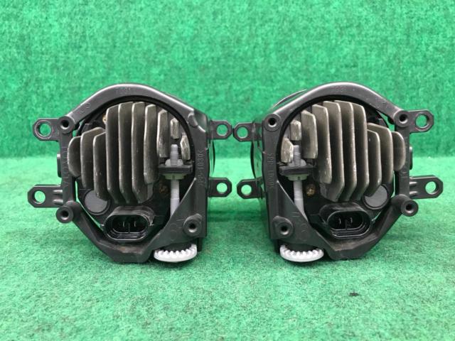 【左右セット】トヨタ 各車 LEDフォグランプ KOITO 48-150