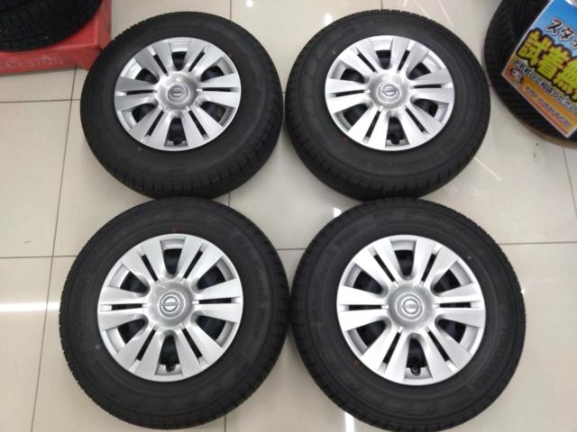 日産純正 NV350/E26キャラバン純正ホイール＋YOKOHAMA BluEarth-Van