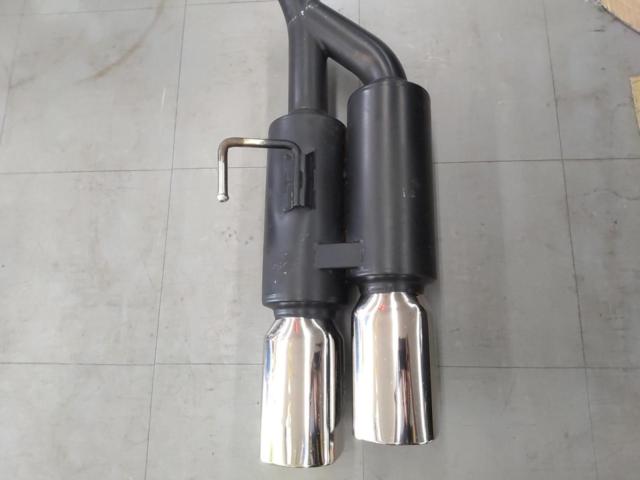 GANADOR 左右4本出しスクエアテールマフラー GDE-156M