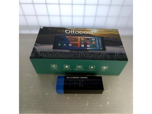 Ottocast OttoScreenAI ポータブルディスプレイオーディオ 