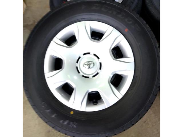 TOYOTA200系ハイエース純正ホイール+DUNLOP SP175 + トヨタ純正 200系ハイエース純正ホイール