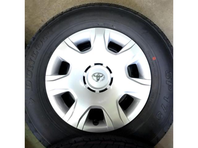 TOYOTA200系ハイエース純正ホイール+DUNLOP SP175 + トヨタ純正 200系ハイエース純正ホイール