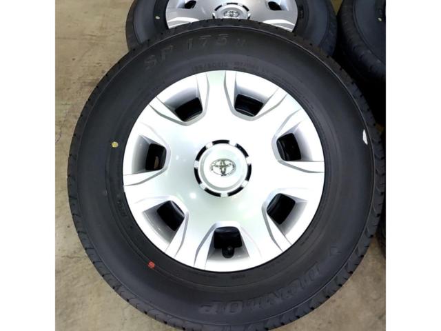 TOYOTA 200系ハイエース純正ホイール+DUNLOP SP175