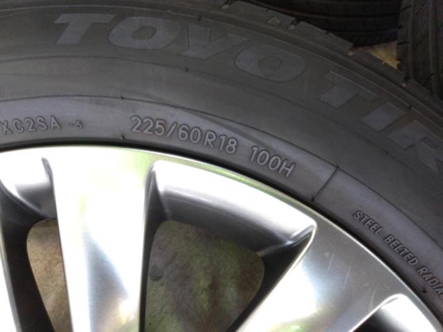 TOYOTA 40系アルファード Zグレード純正アルミホイール+TOYO PROXES Comfort