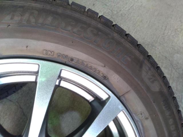 HOT STUFF(ホットスタッフ)Exceeder(エクシーダー) アルミホイール + BRIDGESTONE BLIZZAK VRX3